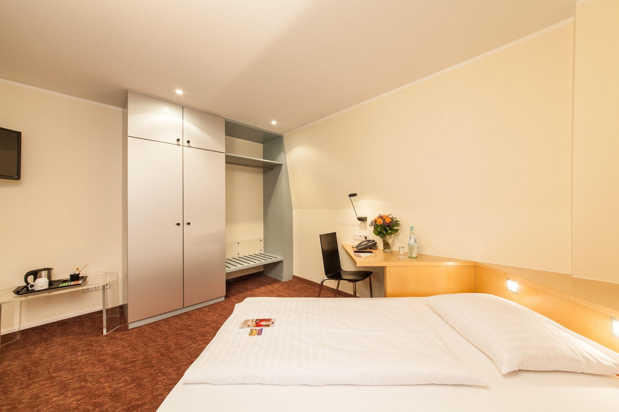 Select Hotel Silence Garden Koeln Экстерьер фото
