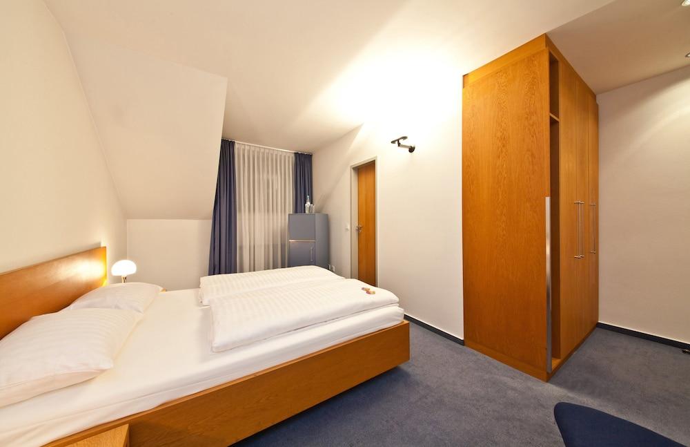 Select Hotel Silence Garden Koeln Экстерьер фото