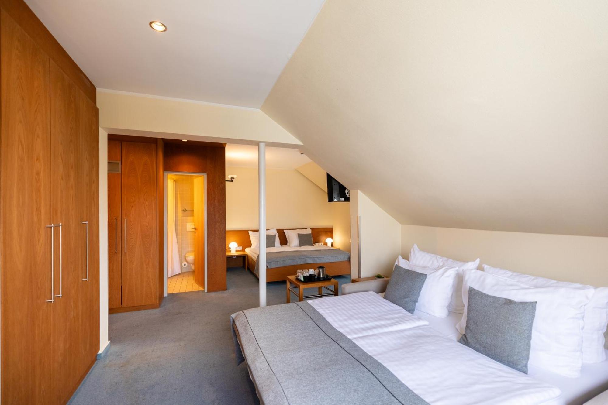Select Hotel Silence Garden Koeln Экстерьер фото