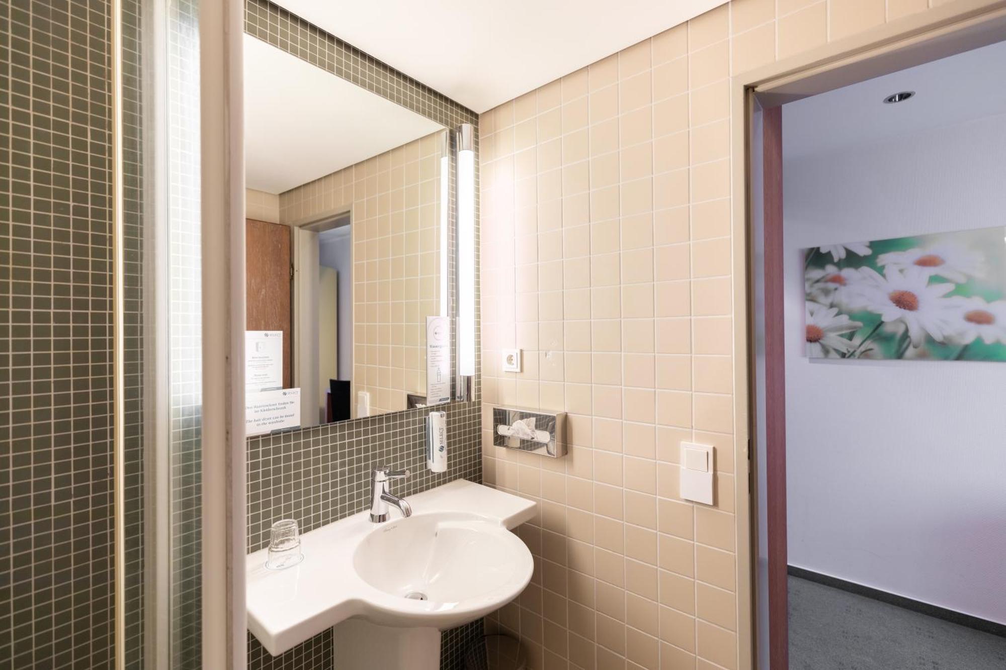 Select Hotel Silence Garden Koeln Экстерьер фото