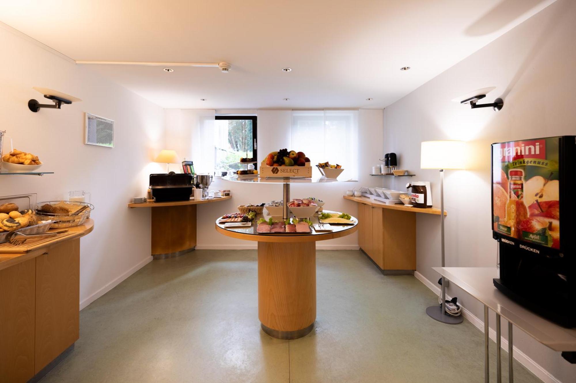 Select Hotel Silence Garden Koeln Экстерьер фото