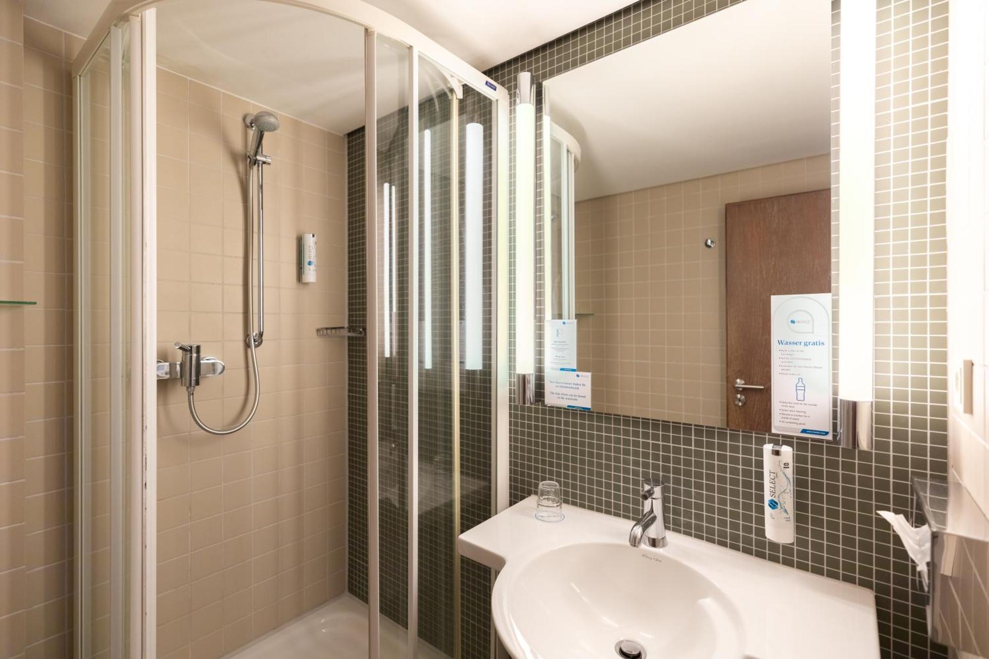 Select Hotel Silence Garden Koeln Экстерьер фото