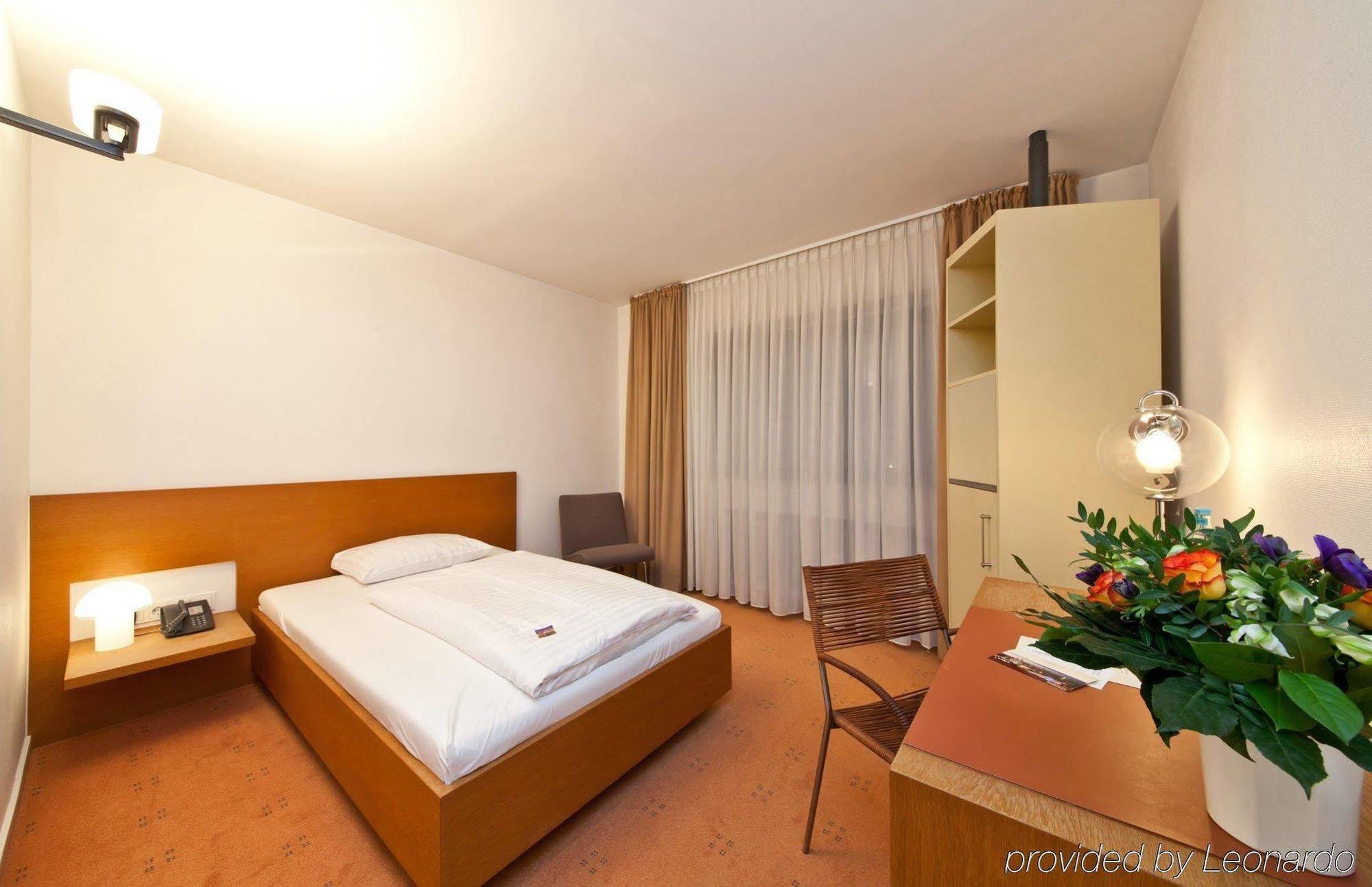 Select Hotel Silence Garden Koeln Экстерьер фото